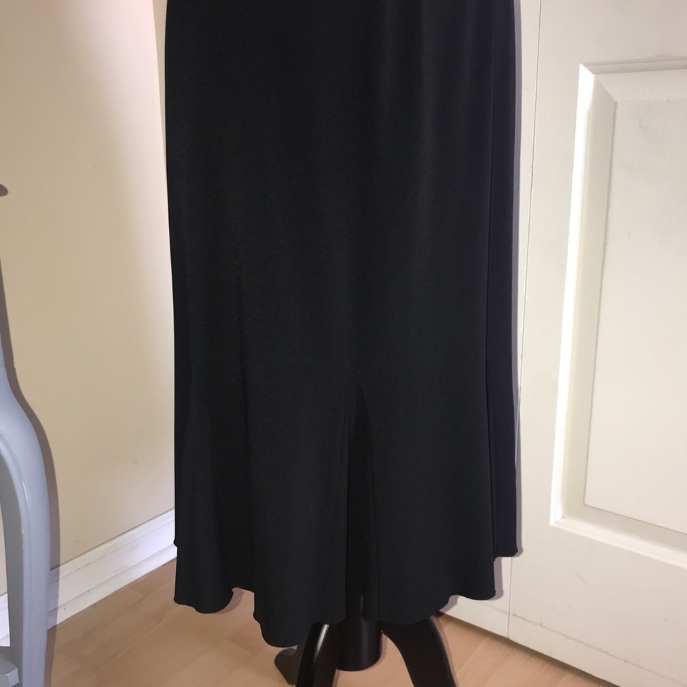 Alfani Black Ruffle Hem MIDI Skirl - Picture 2 of 3